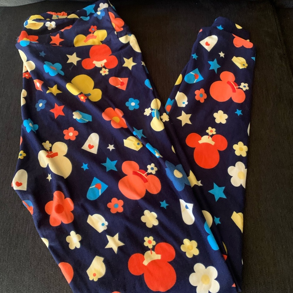 LulaRoe Disney Leggings T/C